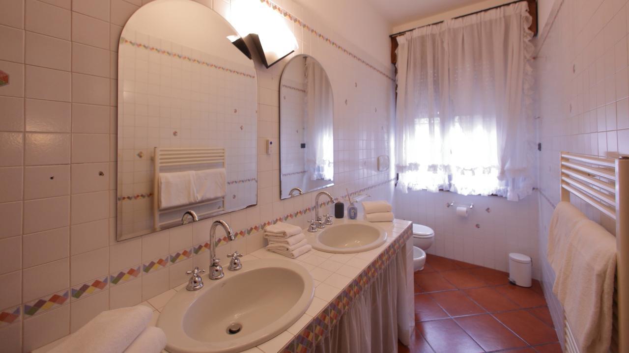 B&B Domus ซีร์มิโอเน ภายนอก รูปภาพ